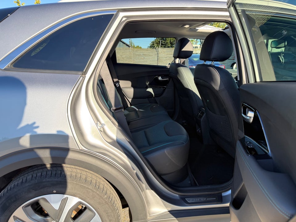 Kia Niro 64 EV Spirit 5d