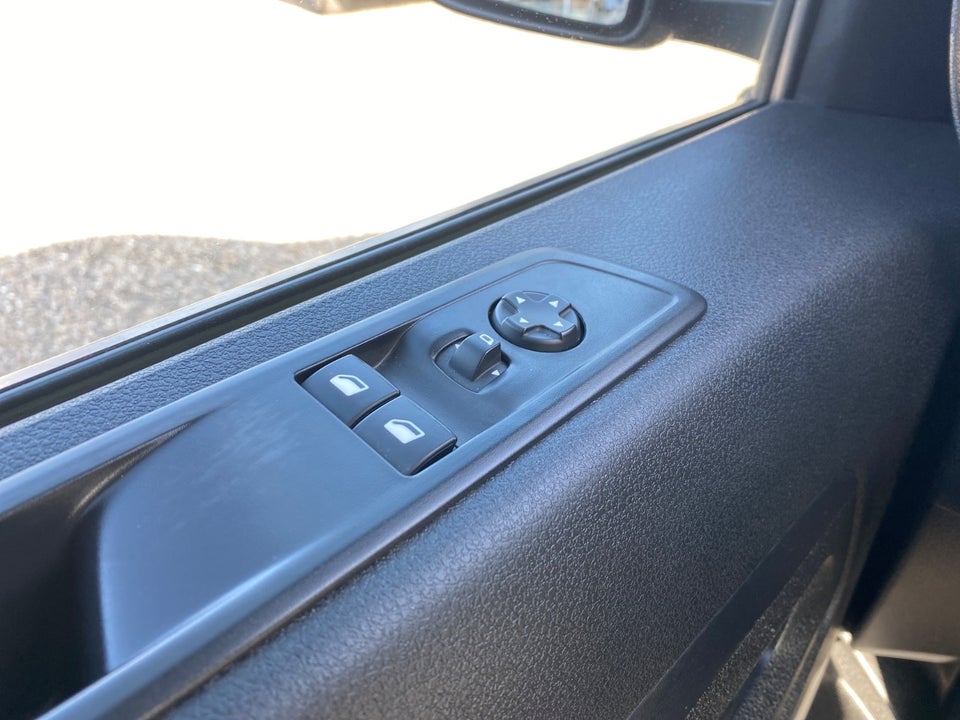 Toyota ProAce 2,0 D 144 Medium Master aut. 4d