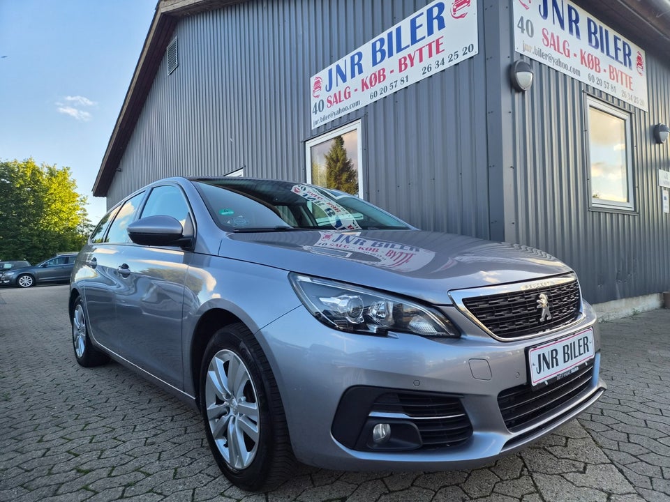 Peugeot 308 1,5 BlueHDi 130 Prestige SW EAT6 5d