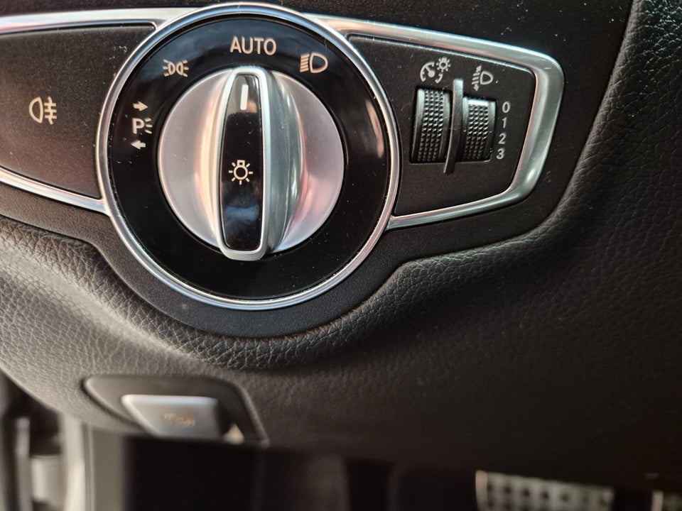 Mercedes C220 2,2 BlueTEC Business stc. 5d