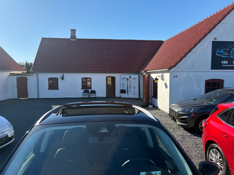 Ford Kuga 2,5 PHEV Vignale CVT 5d