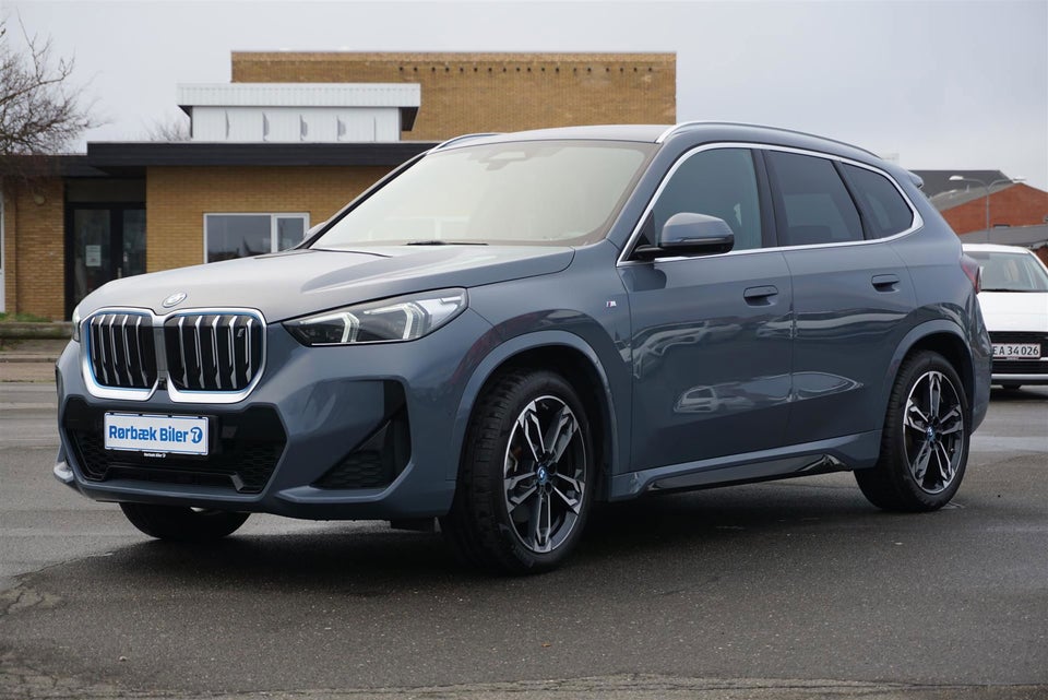 BMW iX1 xDrive30 M-Sport 5d