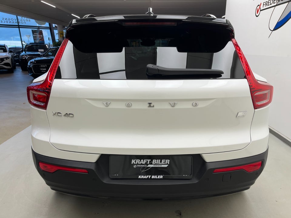 Volvo XC40 P8 ReCharge Twin R-Design 5d