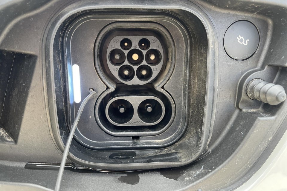 Volvo XC40 ReCharge Extended Range Core 5d