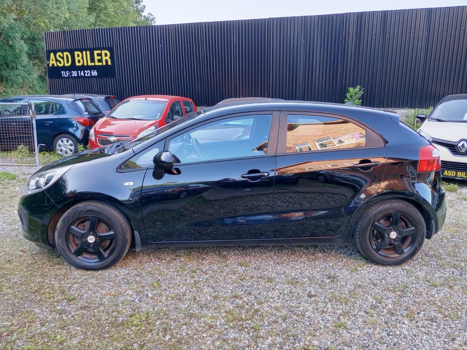 Kia Rio 1,4 CVVT Active aut. 5d