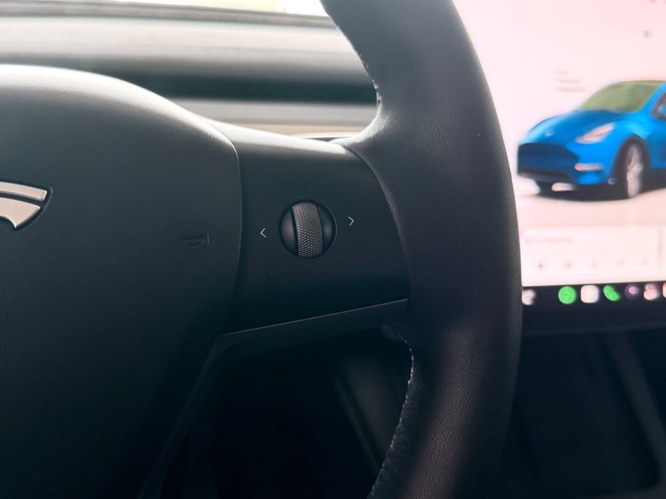 Tesla Model Y RWD 5d