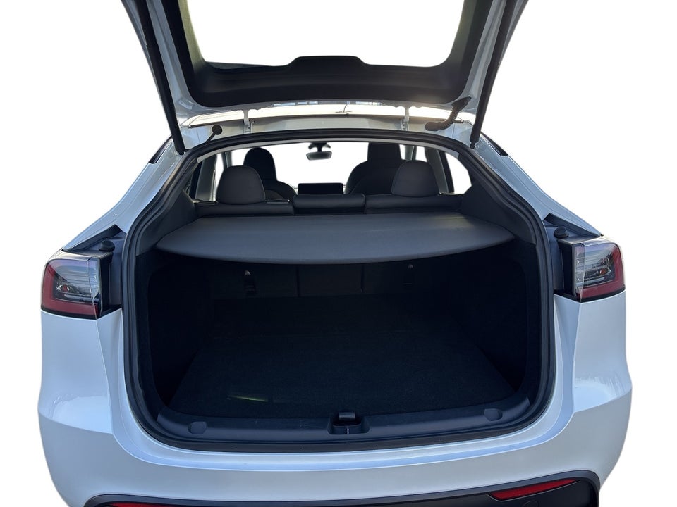 Tesla Model Y Long Range AWD 5d