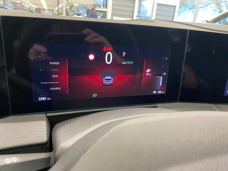 Opel Astra-e 54 GS Sports Tourer 5d