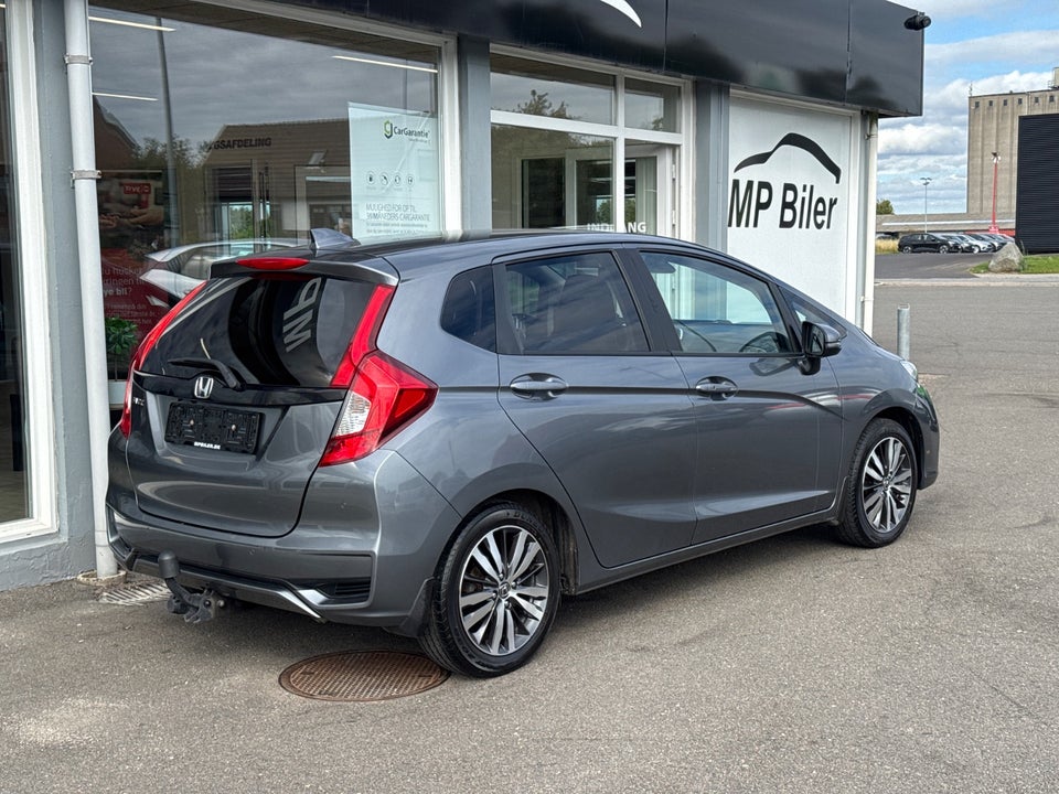 Honda Jazz 1,3 i-VTEC Elegance CVT 5d