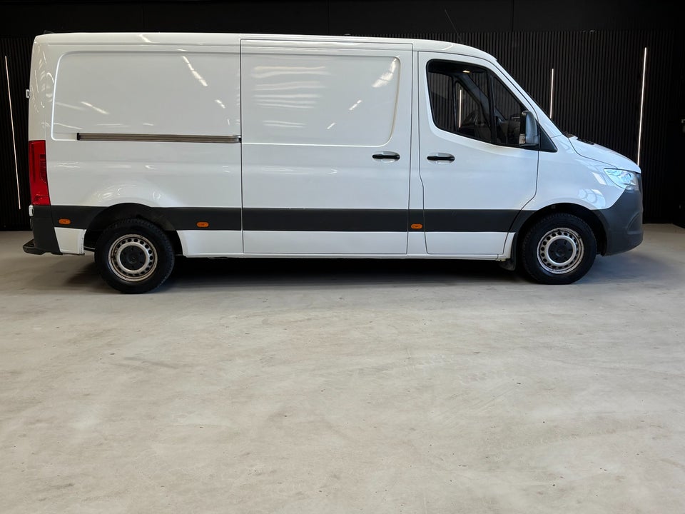 Mercedes Sprinter 314 2,2 CDi A2 Chassis FWD 2d