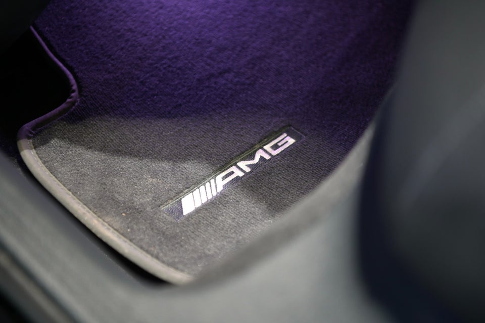 Mercedes C220 d 2,0 AMG Line Night Edition stc. aut. 5d