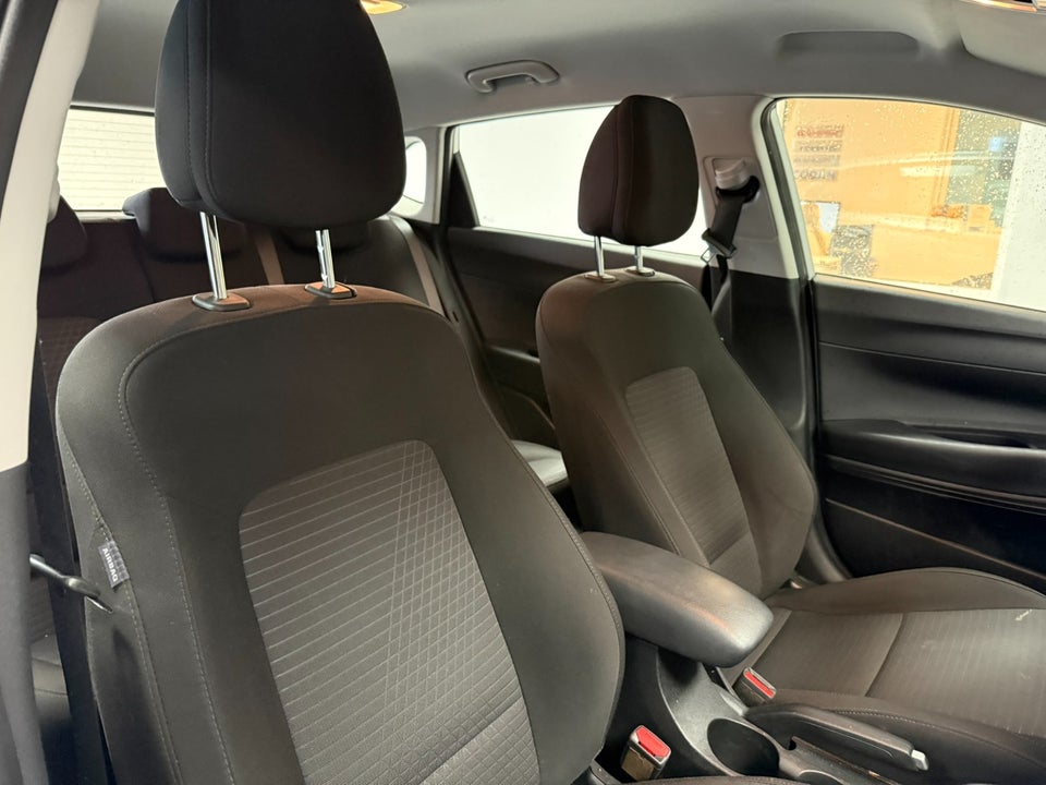 Hyundai i20 1,0 T-GDi Advanced DCT 5d