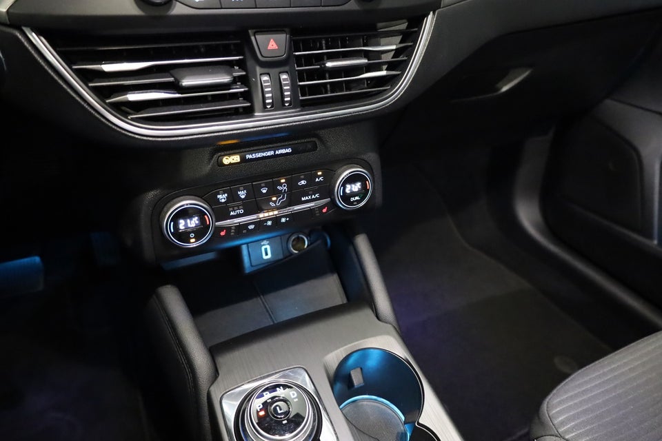 Ford Focus 1,5 EcoBlue Titanium Business stc. aut. 5d