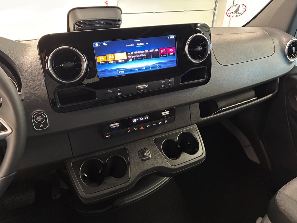 Mercedes Sprinter 317 2,0 CDi A2 Tourer PRO aut. RWD