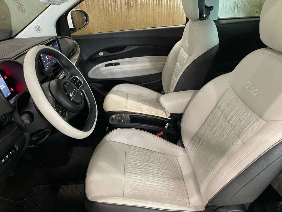 Fiat 500e 42 la Prima 3d