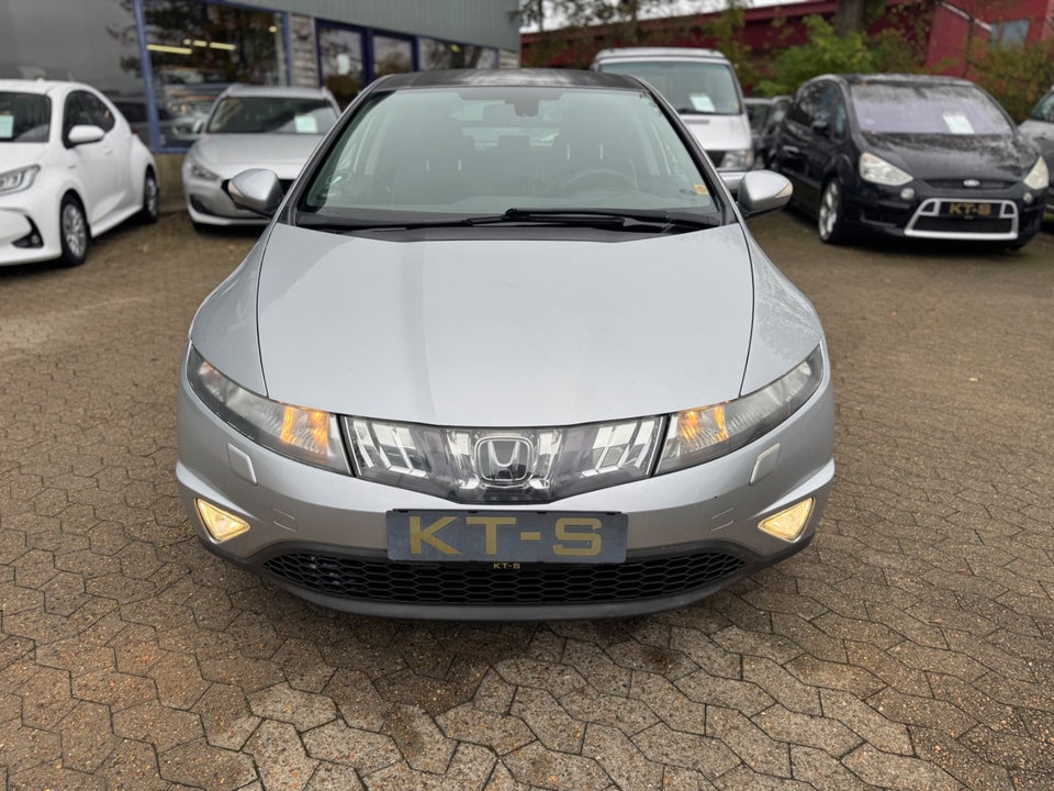 Honda Civic 1,8 Sport 5d