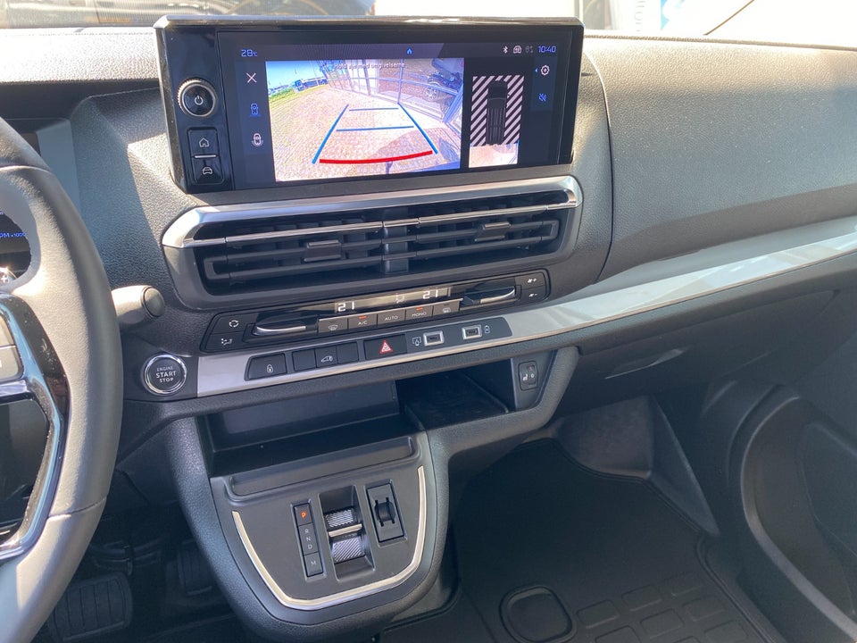 Peugeot Expert 2,0 BlueHDi 144 L2 Premium EAT8 Van
