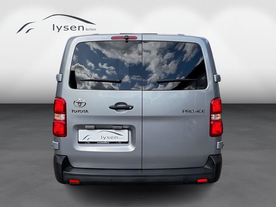 Toyota ProAce Verso 1,5 D 120 Long Combi 9prs 5d