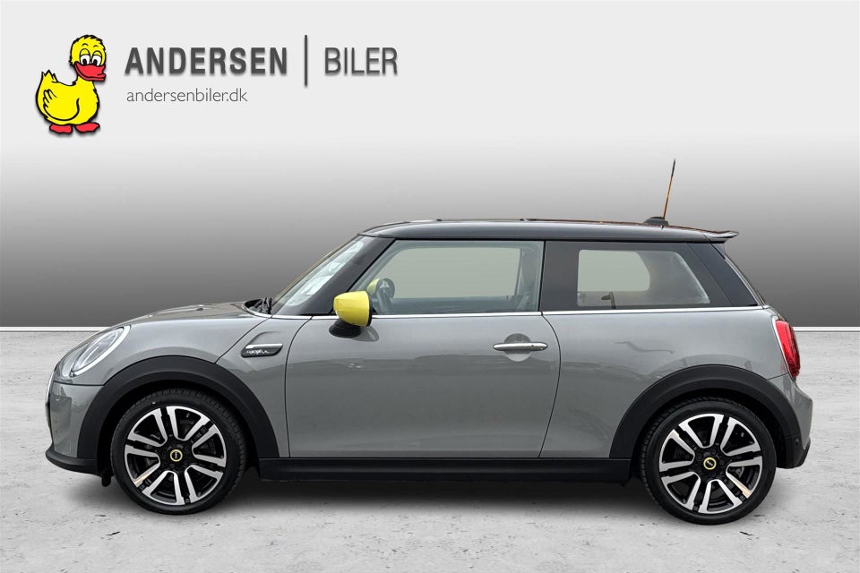 MINI Cooper SE Camden 3d