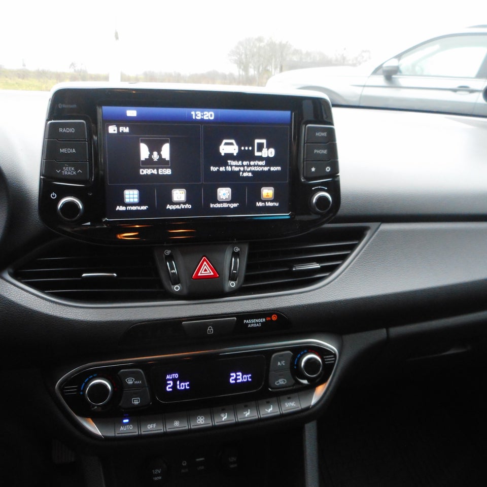 Hyundai i30 1,6 CRDi 110 Trend 5d