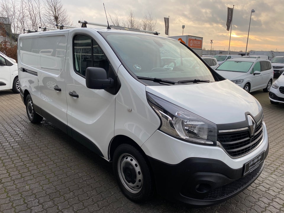 Renault Trafic T29 2,0 dCi 145 L2H1