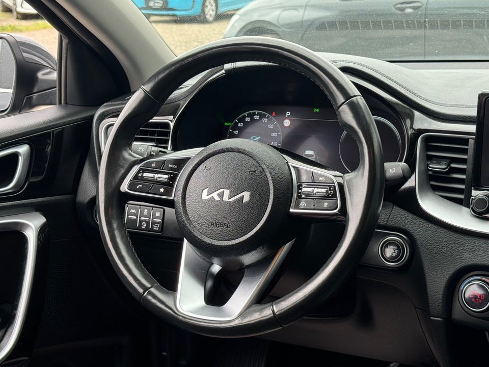 Kia Ceed 1,6 PHEV Upgrade Premium SW DCT 5d
