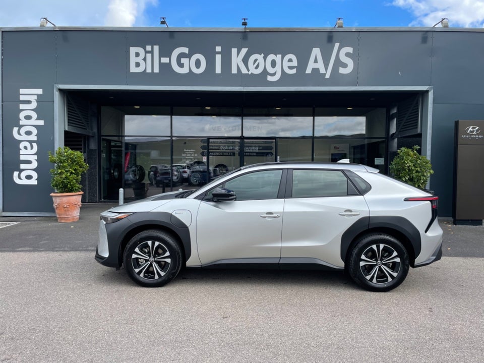 Toyota bZ4X 73 Active 5d