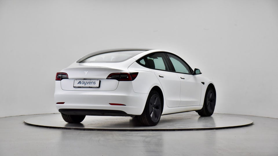 Tesla Model 3 RWD 4d