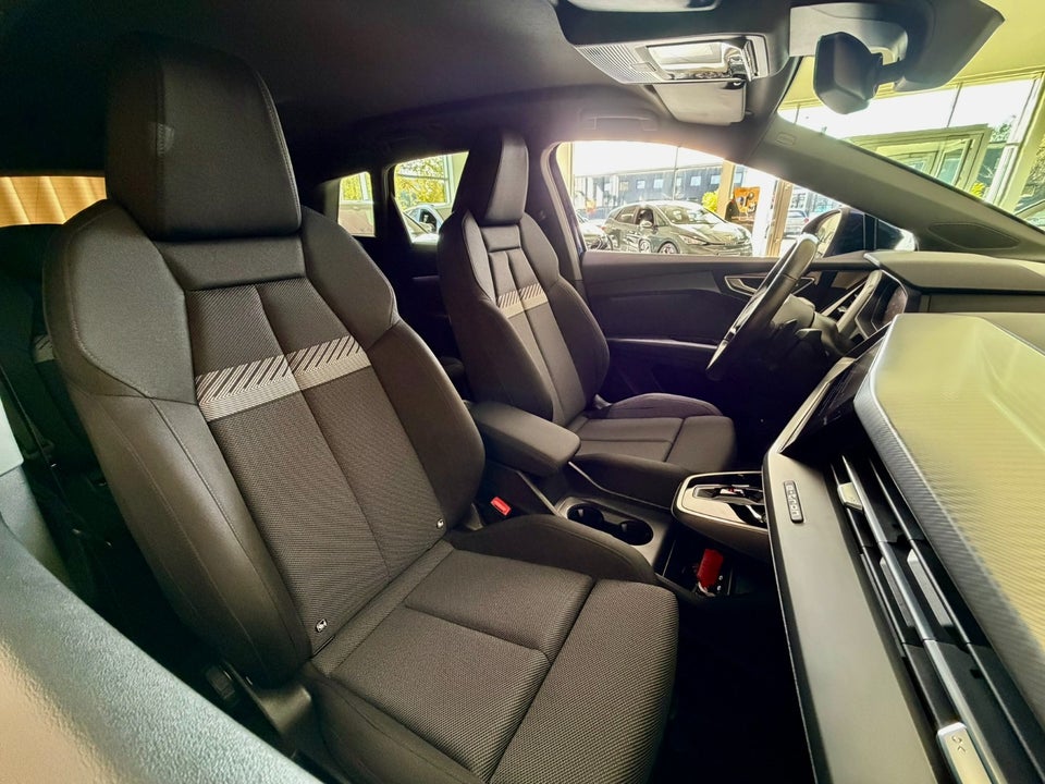 Audi Q4 e-tron 40 Attitude 5d