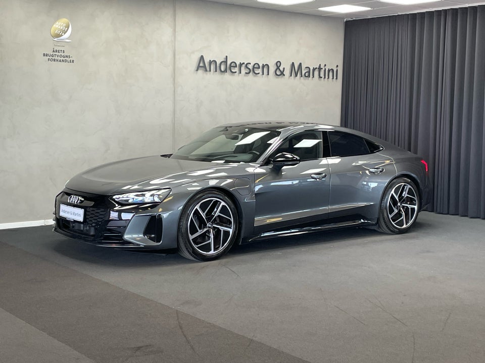 Audi e-tron GT quattro 4d