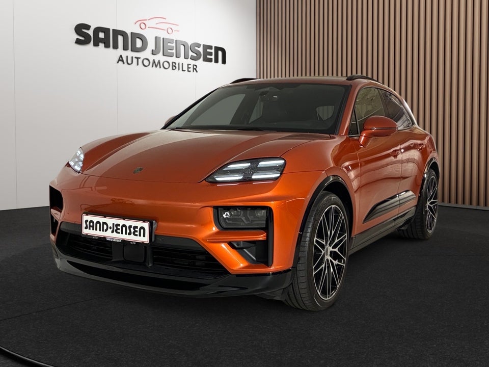 Porsche Macan Turbo 5d