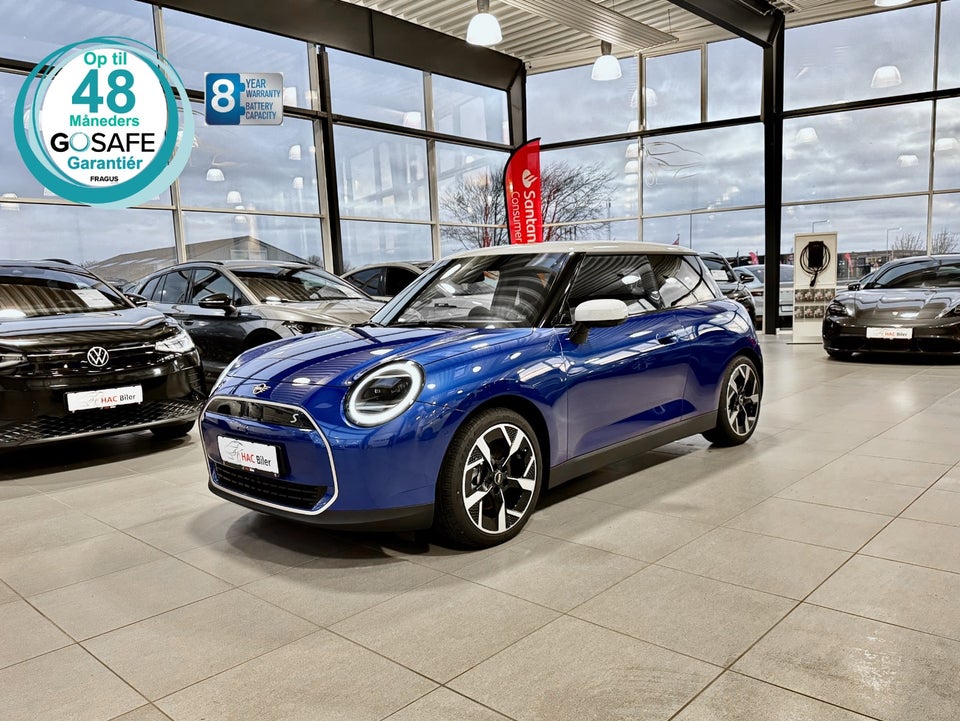 MINI Cooper SE Favoured Trim XL 3d