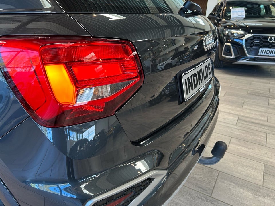 Audi Q2 35 TFSi Prestige S-tr. 5d
