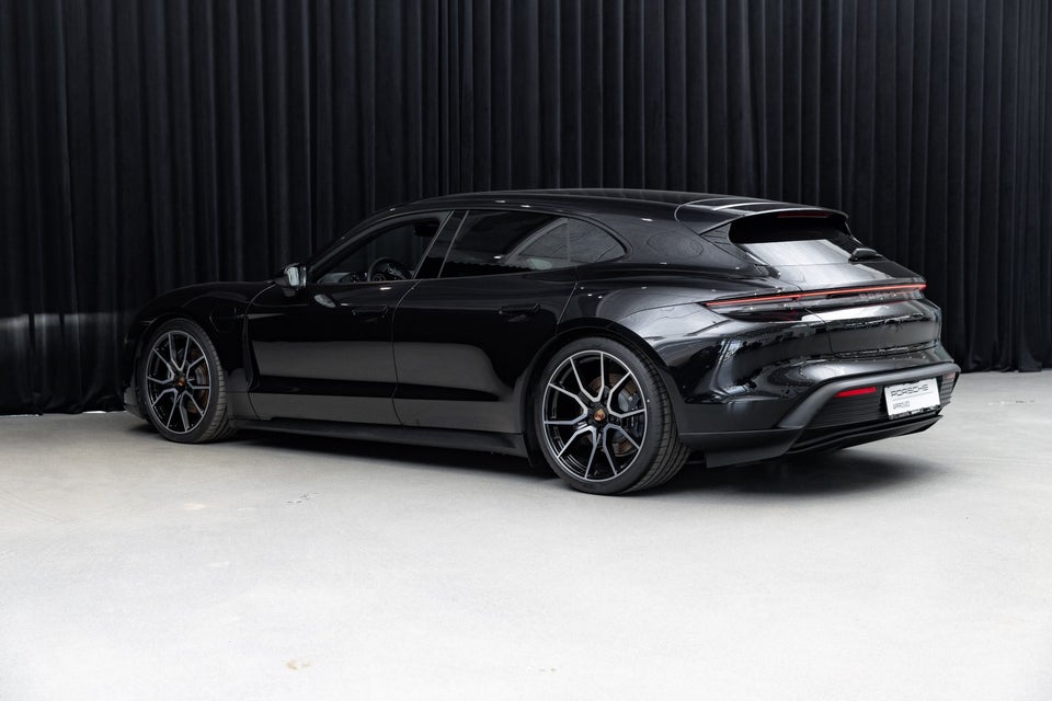 Porsche Taycan Sport Turismo 5d