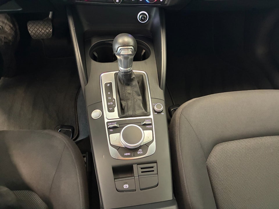 Audi A3 1,4 e-tron Sportback S-tr. 5d