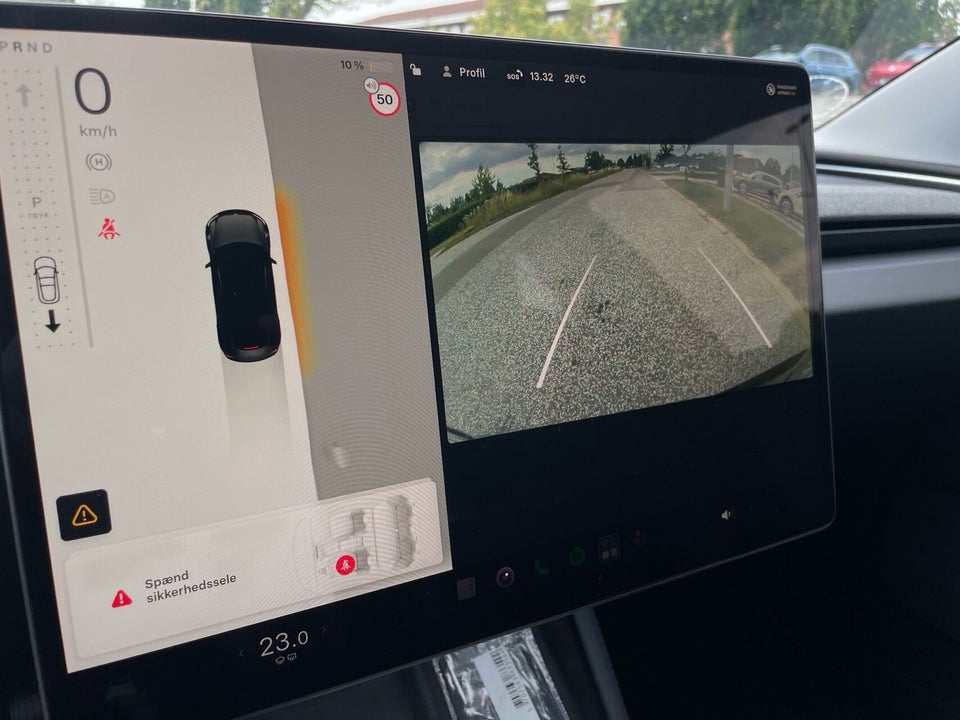Tesla Model 3 RWD 4d