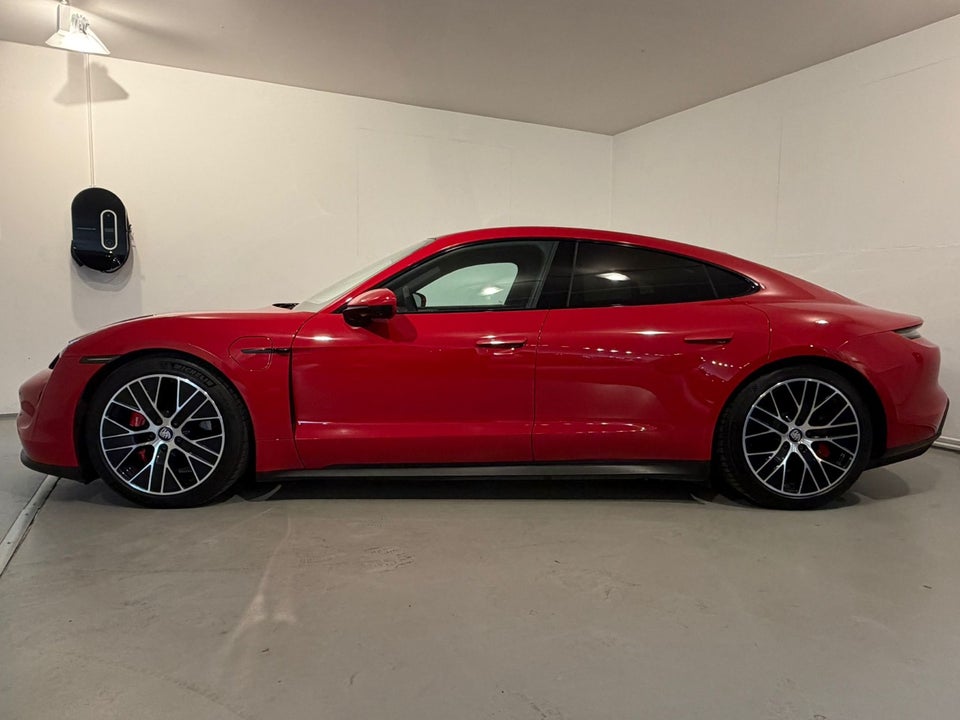 Porsche Taycan 4S Performance+ 4d