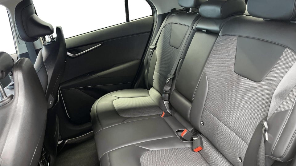 Kia Niro 64 EV Prestige 5d