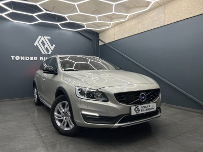 Annonce: Volvo V60 CC 2,0 D3 150 Momentu... - Pris 159.500 kr.