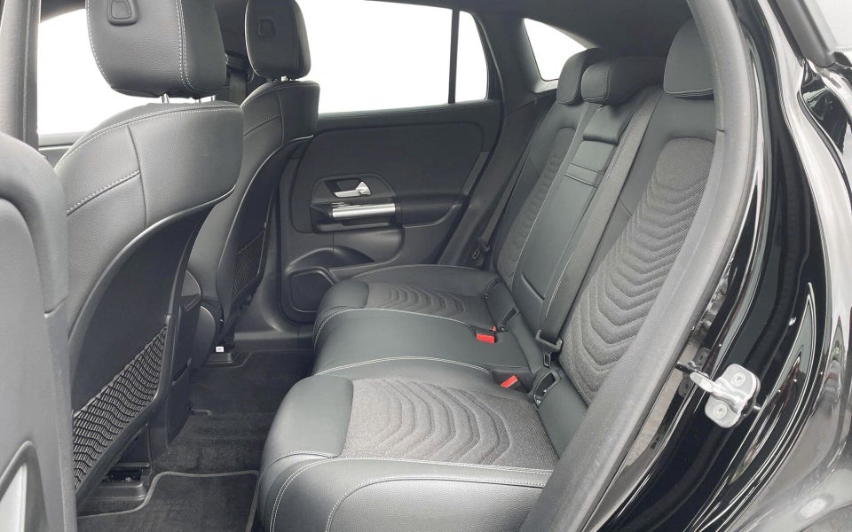 Mercedes EQA250+ 5d