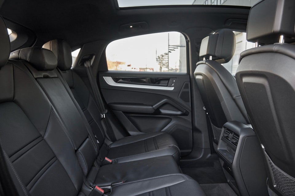 Porsche Cayenne 3,0 E-Hybrid Coupé Tiptr. 5d