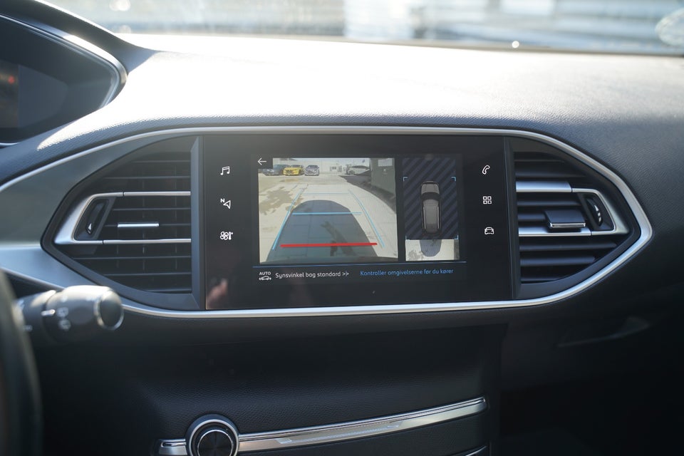 Peugeot 308 1,5 BlueHDi 130 Allure Grand SW 5d