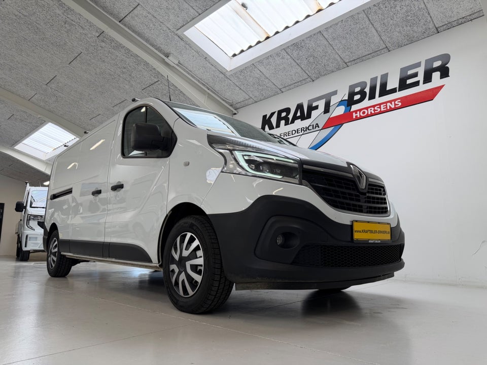 Renault Trafic T29 2,0 dCi 120 L2H1