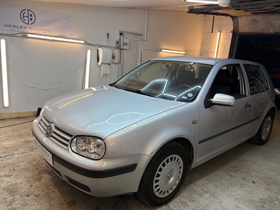 VW Golf IV 1,8 Trendline aut. 3d