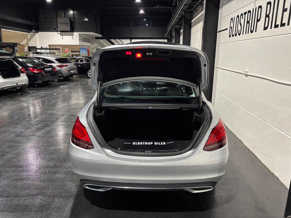 Mercedes C220 d 2,0 Advantage aut. 4d