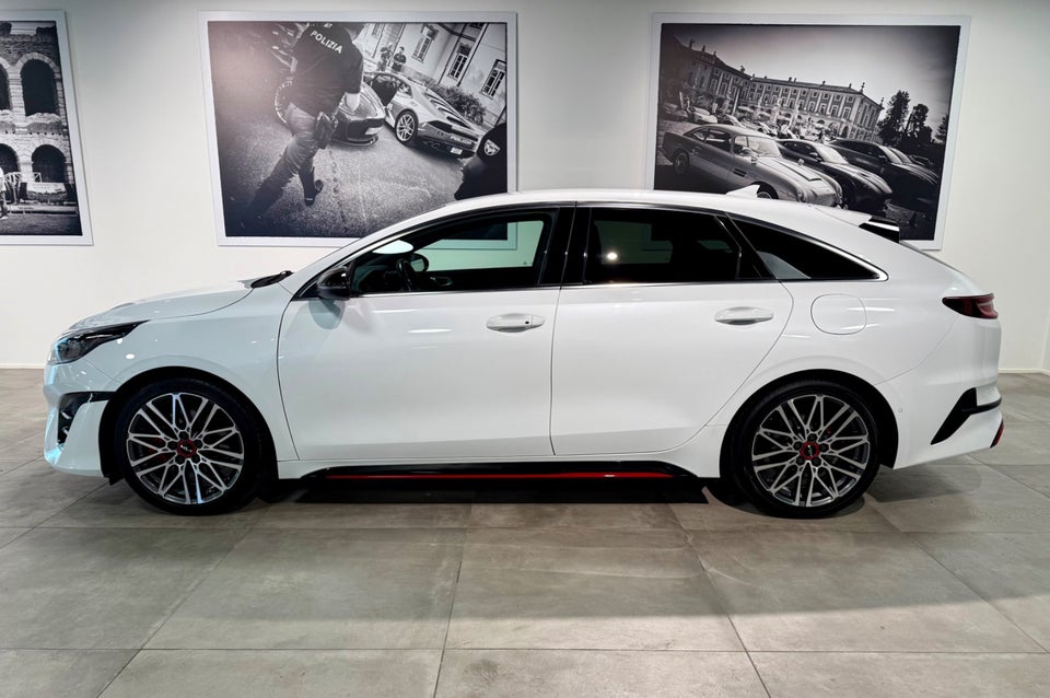 Kia ProCeed 1,6 T-GDi GT DCT 5d