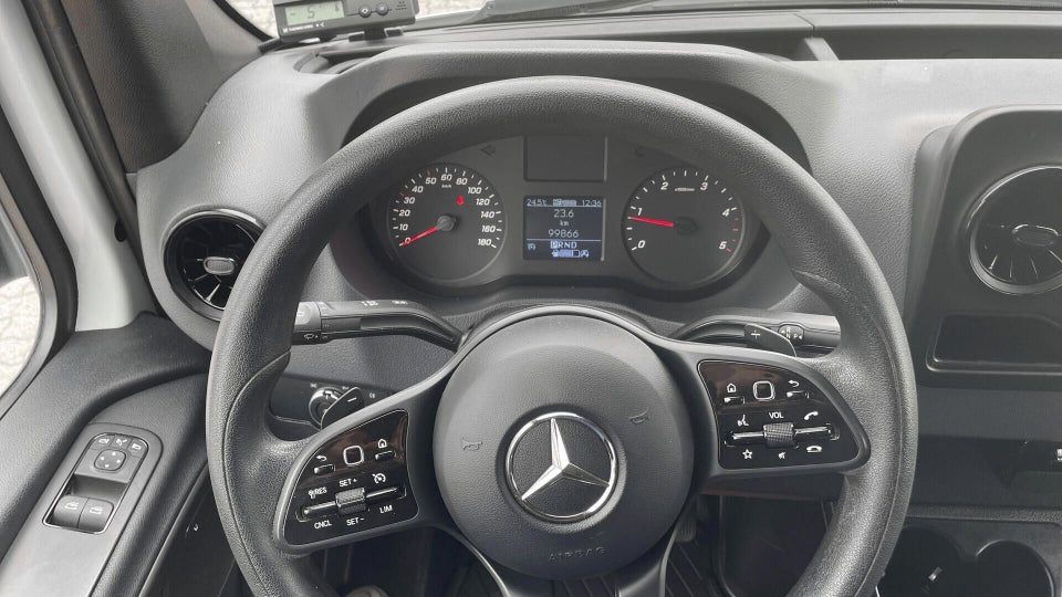 Mercedes Sprinter 317 2,0 CDi A2 Kassevogn aut. RWD