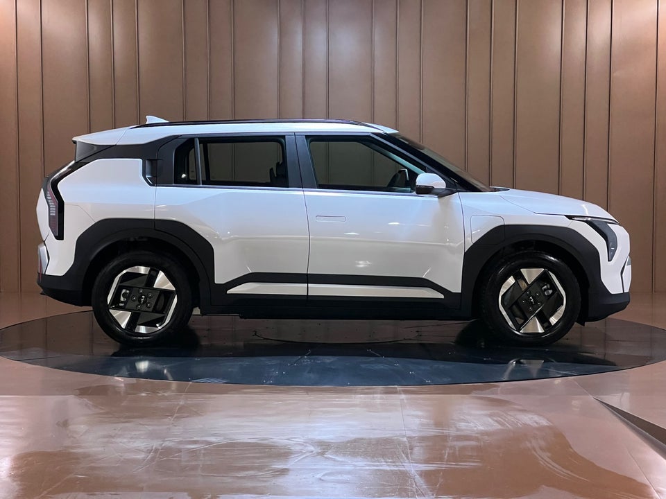 Kia EV3 58 Standard Range Access 5d