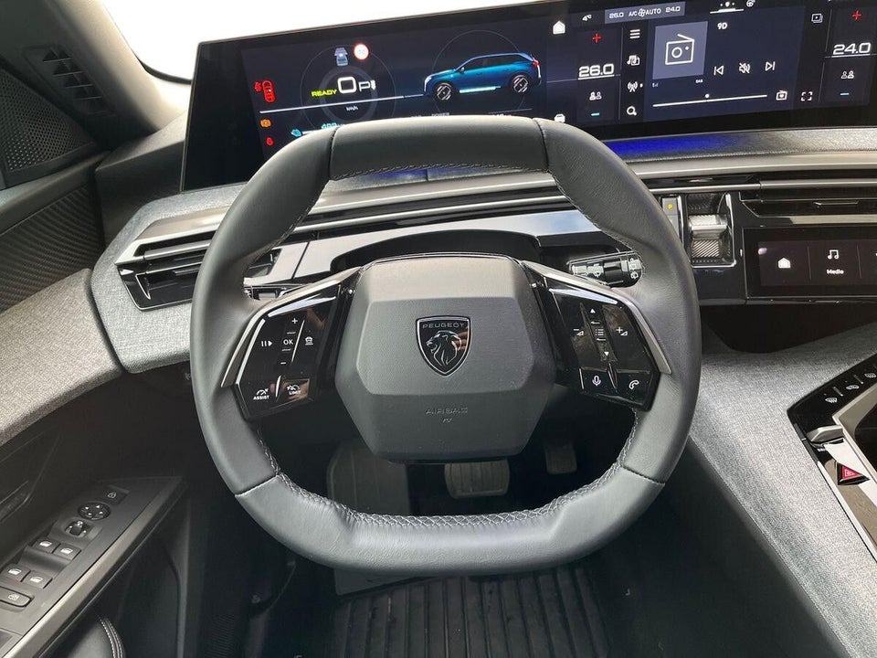 Peugeot e-5008 77 Allure Pack 7prs 5d