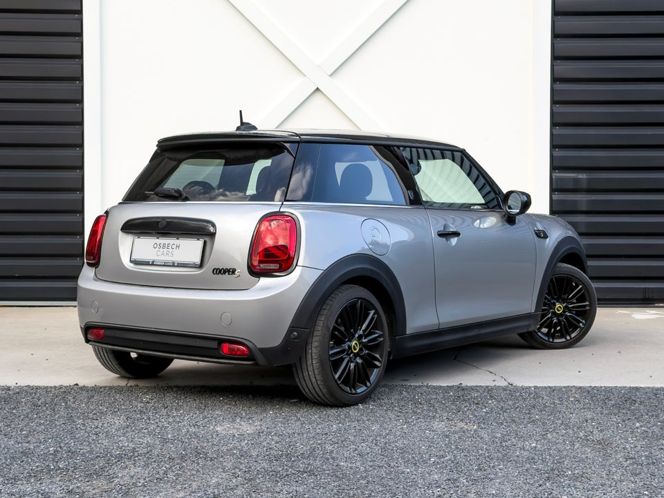 MINI Cooper SE Maximise 3d